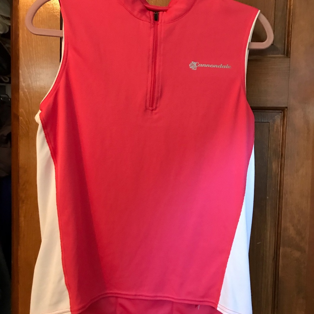 Pink sleeveless bike jersey